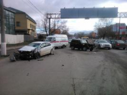 В Волгограде пенсионер на «Ниве» устроил аварию с пострадавшими