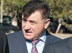 Волгоградский губернатор может стать «американским» дедушкой? Волгоградский губернатор может стать «американским» дедушкой?