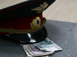 В Волгограде два сотрудника полиции «спалились» на крупной взятке В Волгограде два сотрудника полиции «спалились» на крупной взятке