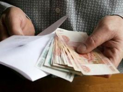 Жителей России стали чаще осуждать за мелкие взятки Жителей России стали чаще осуждать за мелкие взятки
