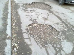 В Волгограде ГИБДД потребовала закрыть для проезда дороги-убийцы