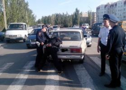 В Волжском погоня за нарушителем ПДД завершилась поимкой угонщика-рецидивиста В Волжском погоня за нарушителем ПДД завершилась поимкой угонщика-рецидивиста