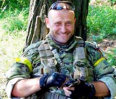 Ярош сложил полномочия лидера «Правого сектора» Ярош сложил полномочия лидера «Правого сектора»