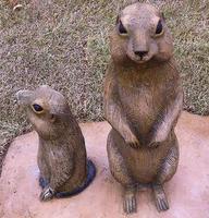 В Волжском вандалы сломали памятник сусликам