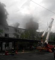 В Волгограде пожар на Алюминиевом заводе В Волгограде пожар на Алюминиевом заводе