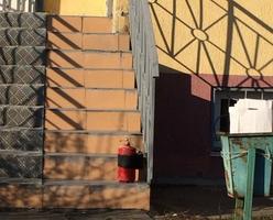 В Волжском муляж взрывного устройства подложили к офису В Волжском муляж взрывного устройства подложили к офису