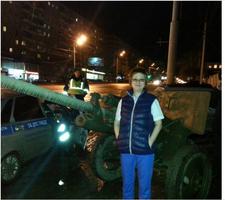В Волгограде военные потеряли пушку, возвращаясь с салюта В Волгограде военные потеряли пушку, возвращаясь с салюта