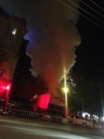 В Волгограде на привокзальной площади сгорела билетная касса В Волгограде на привокзальной площади сгорела билетная касса